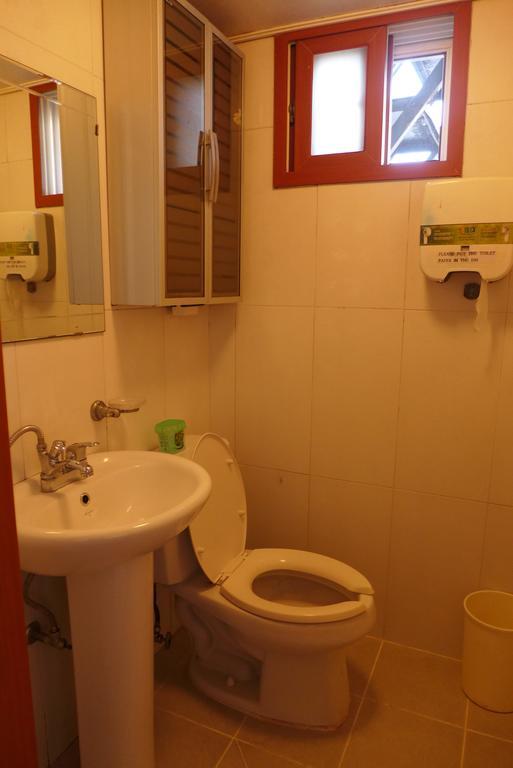 Bong Backpackers Hostel Seoul Room photo