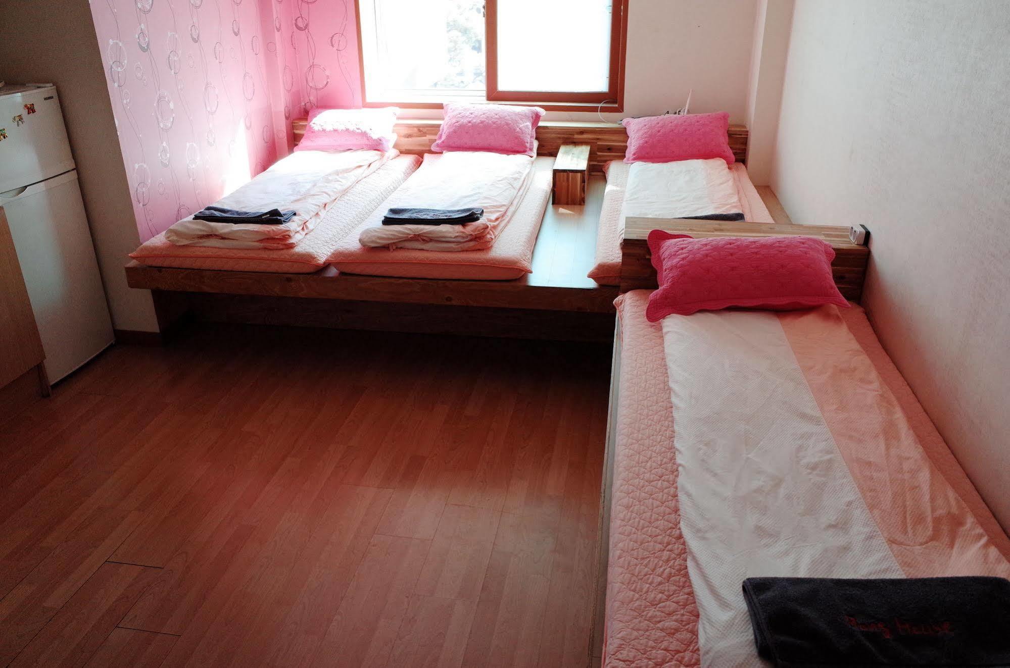 Bong Backpackers Hostel Seoul Exterior photo