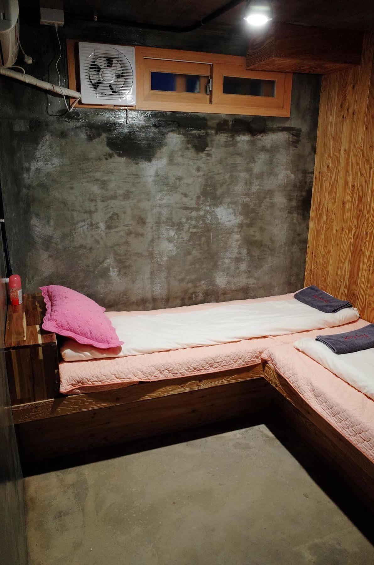 Bong Backpackers Hostel Seoul Exterior photo